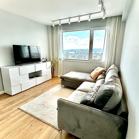 Bella Vista *