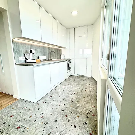Bella Vista